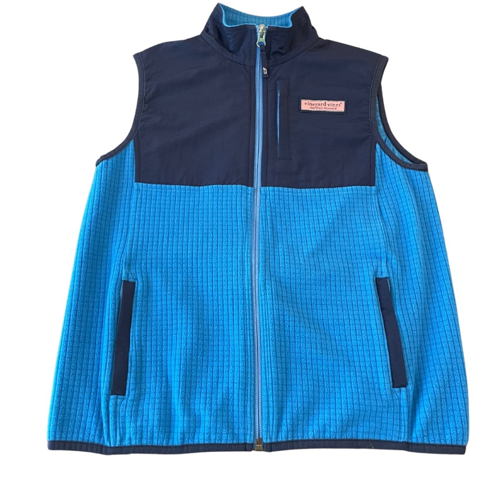 Vineyard Vines Harbor Fleece Vest 
Boys Size: Medium
